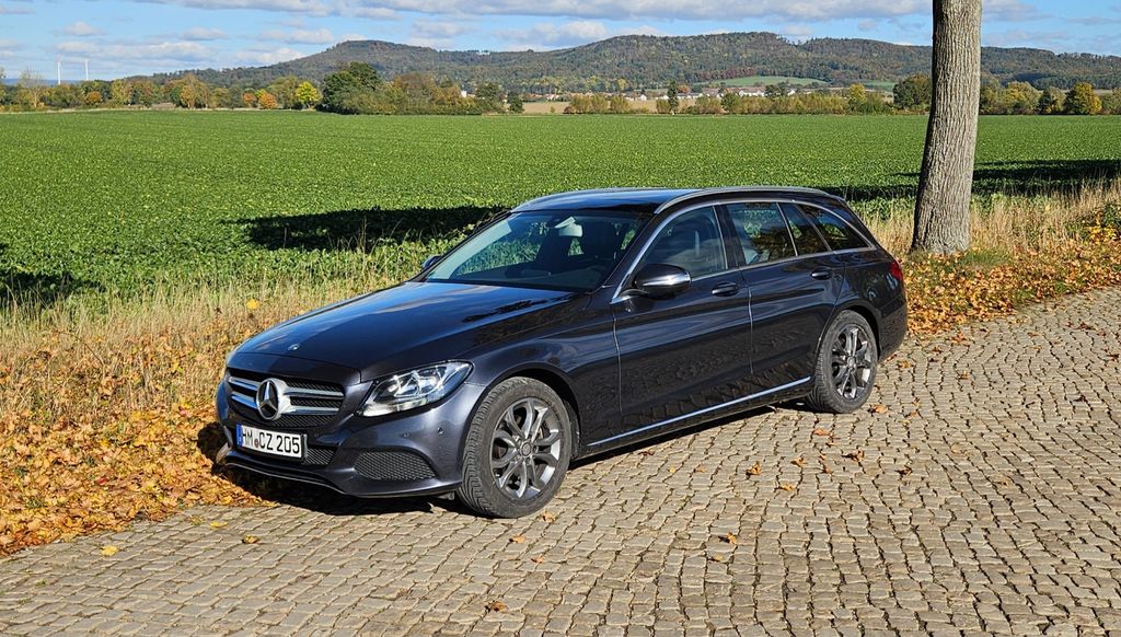 Mercedes-Benz C 180 165.700 km 15.900 &euro; Emmerthal 31860