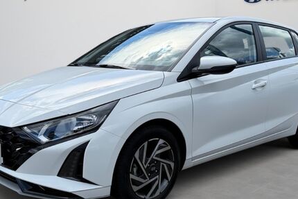 Hyundai i20 19.745 km 19.990 &euro; Schiffweiler 66578