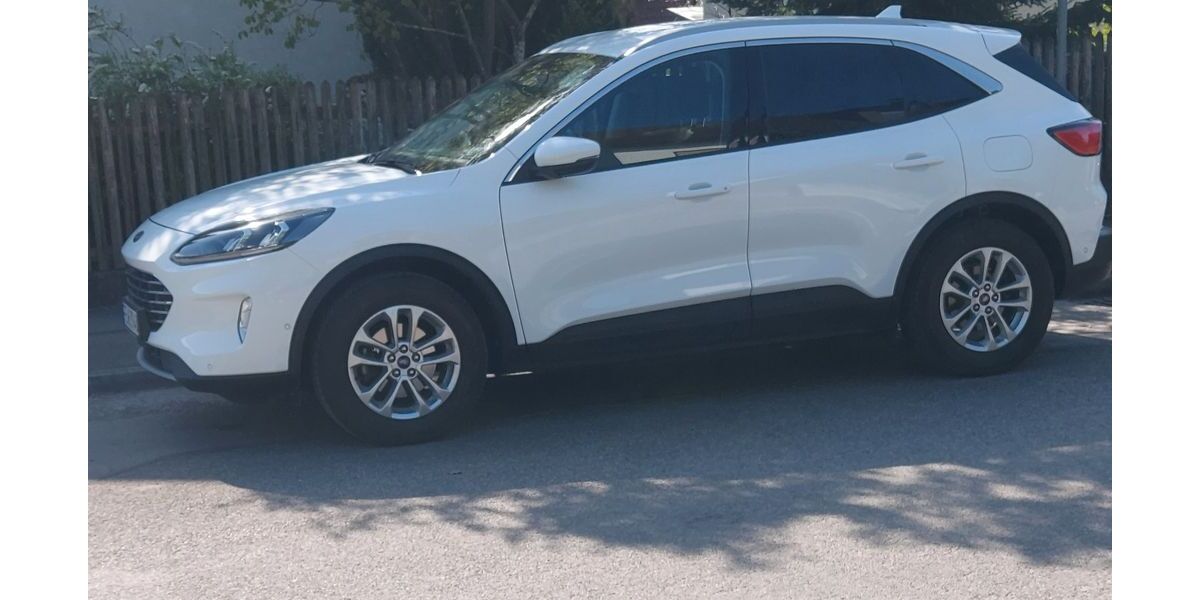 Ford Kuga 36.000 km 20.900 &euro; Fürstenfeldbruck 82256