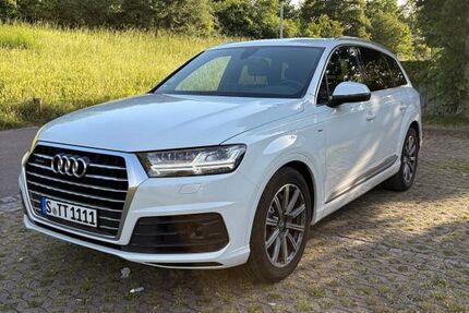 Audi Q7 163.900 km 33.190 &euro; Stuttgart 70499