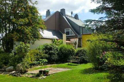 Dresden-Omsewitz: DHH mit Bauplatz (teilbar) 4 zimmer