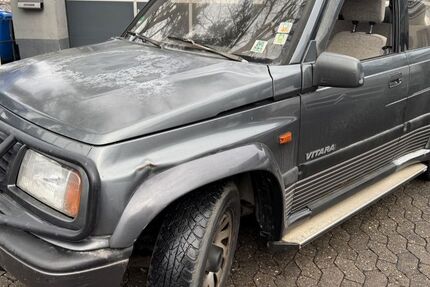 Suzuki Vitara 137.000 km 2.350 &euro; Nürnberg 90453