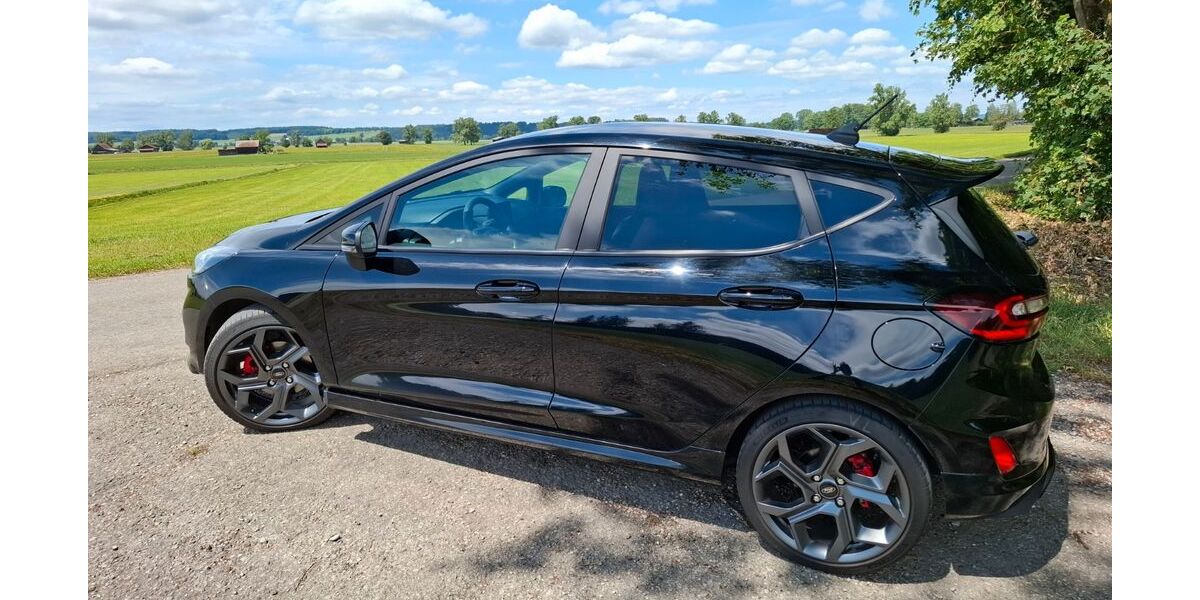Ford Fiesta 39.500 km 22.900 &euro; Mindelheim 87719