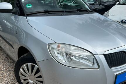Skoda Fabia 120.302 km 4.290 € Berlin 13089