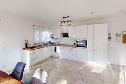 Haus Kitzingen - 4 Zimmer, 125 m&sup2;, 499.000&euro; | Angebot:24707533