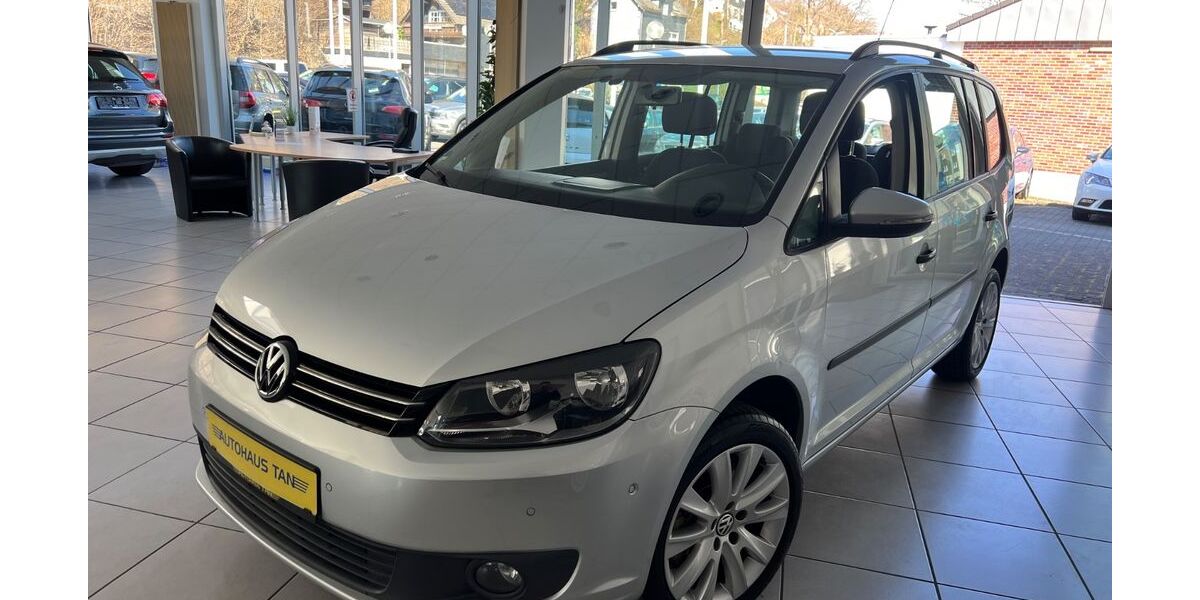 VW Touran 156.272 km 11.490 &euro; Kreuztal 57223
