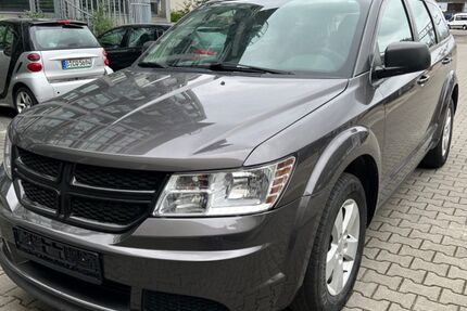 Dodge Journey 105.279 km 13.999 &euro; Berlin 12277