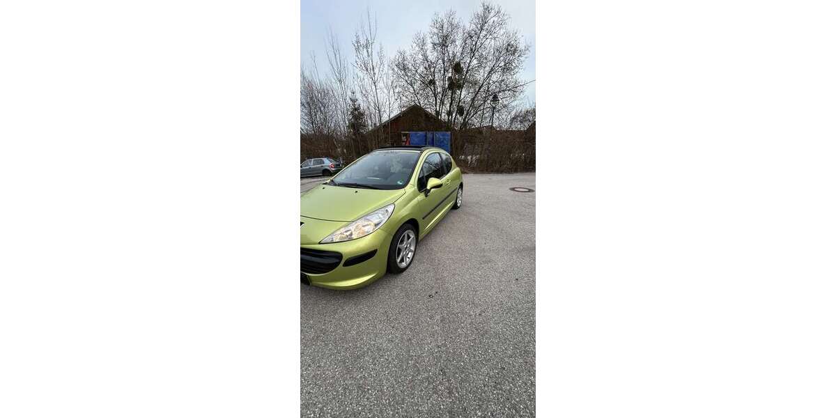 Peugeot 207 184.000 km 1.690 &euro; München 81539