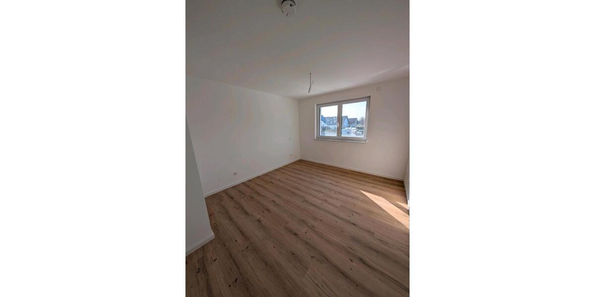 Etagenwohnung Linkenheim-Hochstetten Hochstetten - 3 Zimmer, 76 m&sup2;, 1.340&euro; | Angebot:25860174