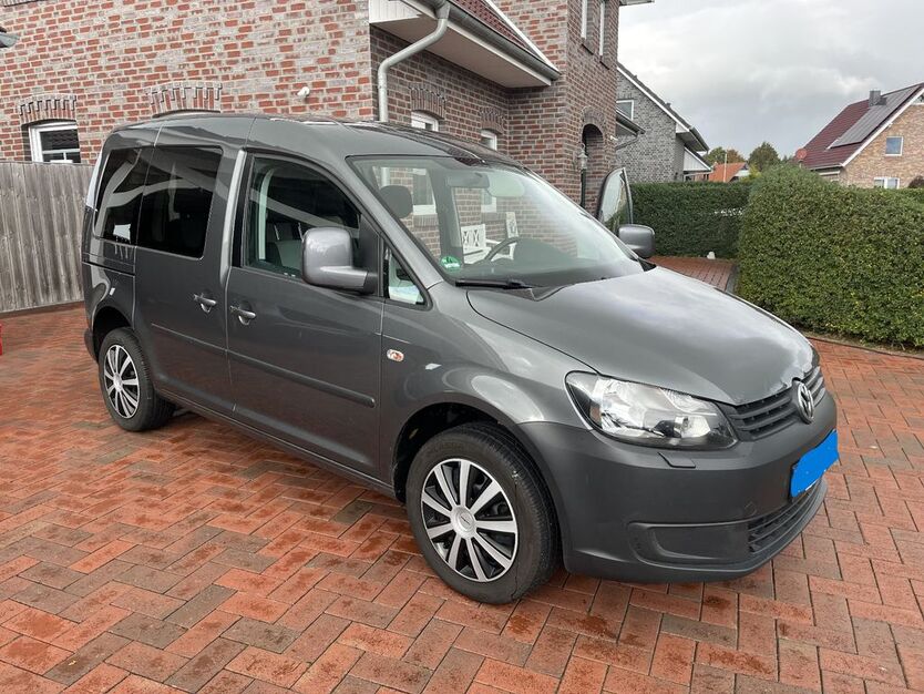 VW Caddy 128.000 km 11.800 € Ovelgönne 26939