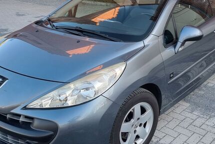 Peugeot 207 91.300 km 4.990 &euro; Berlin 12489