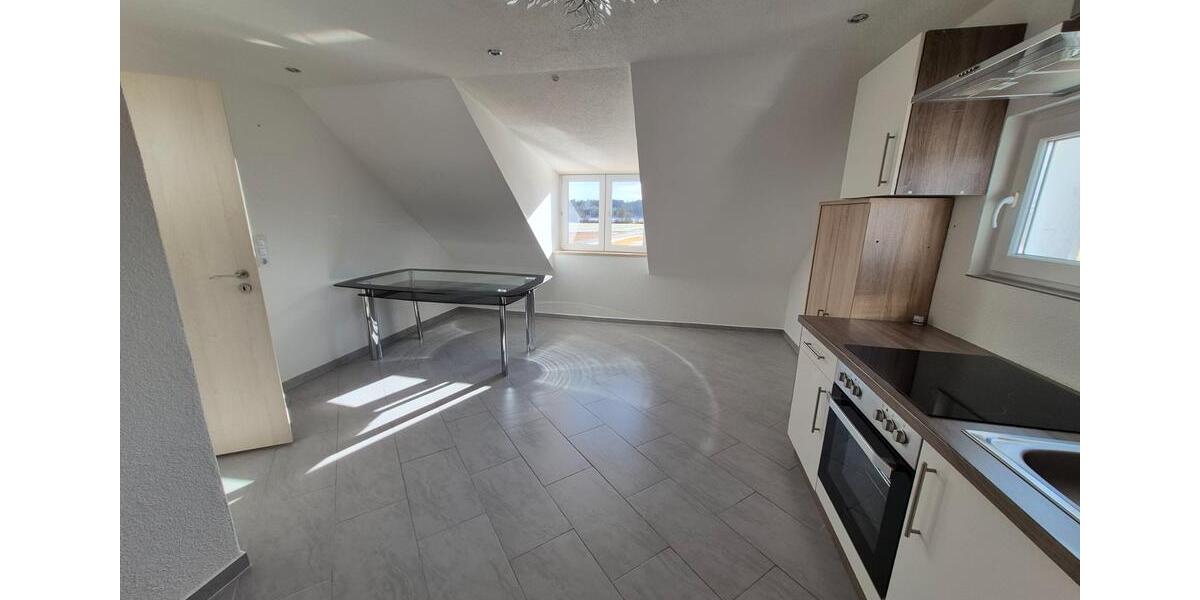 Dachgeschoßwohnung Nennslingen - 2 Zimmer, 85 m&sup2;, 600&euro; | Angebot:26398518