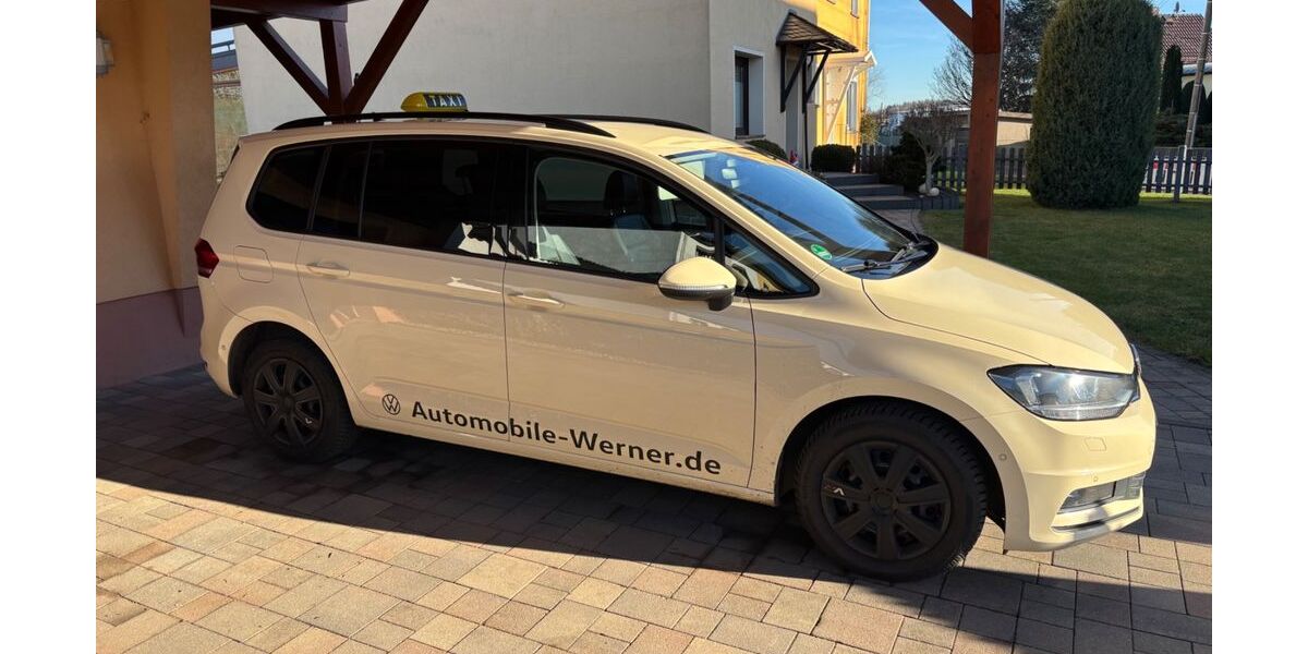 VW Touran 307.000 km 6.800 &euro; Mittweida 09648