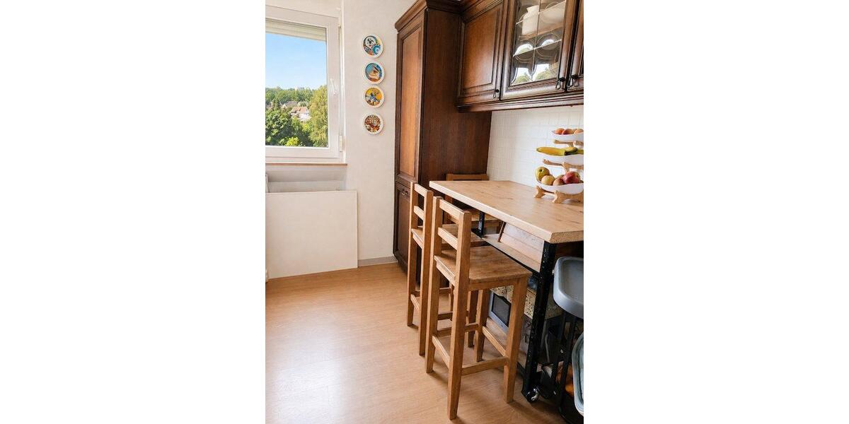 Etagenwohnung Saarbrücken Dudweiler - 4 Zimmer, 90 m&sup2;, 159.000&euro; | Angebot:27070627