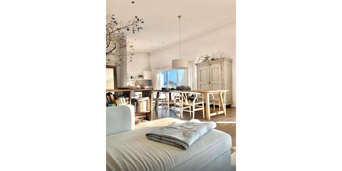 Etagenwohnung Ingolstadt - 3 Zimmer, 115 m&sup2;, 1.600&euro; | Angebot:25590803