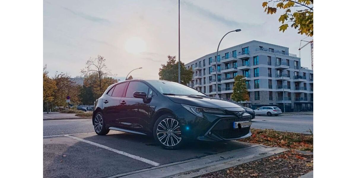 Toyota Corolla 149.500 km 17.999 &euro; Berlin 10318