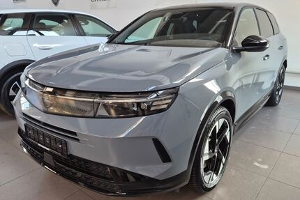 Opel Grandland (X) 3.337 km 45.767 &euro; München 80995