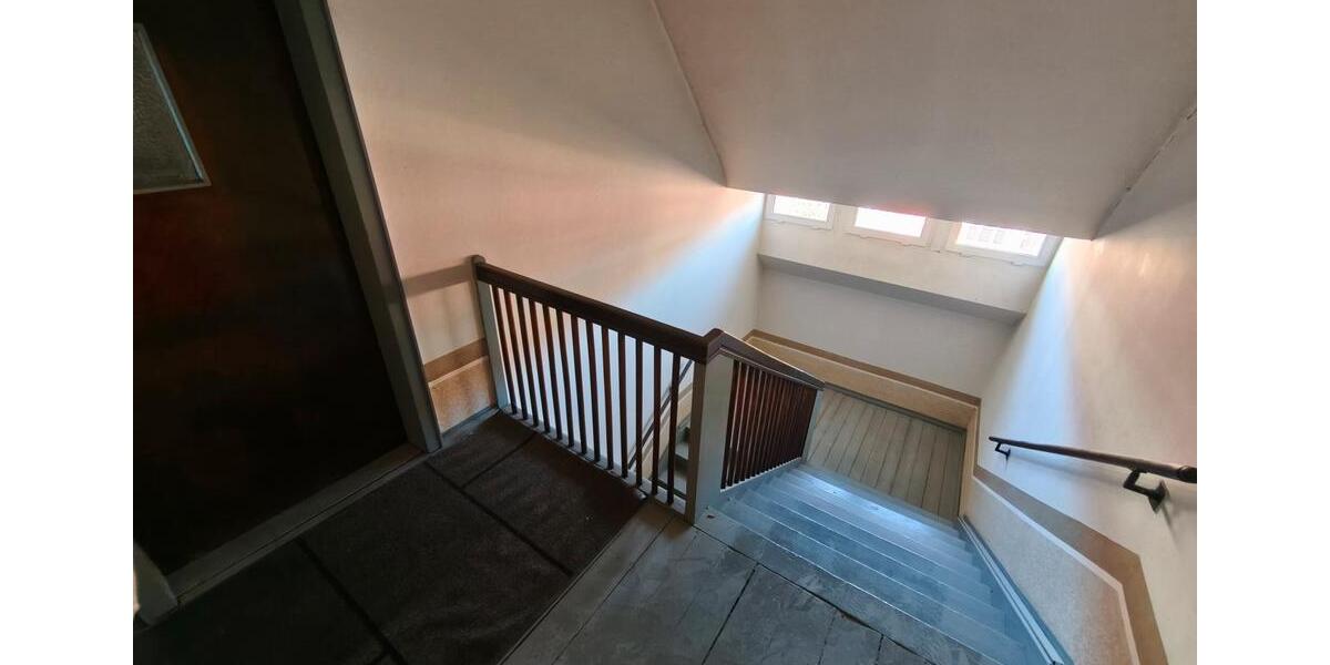 Etagenwohnung Sangerhausen - 1 Zimmer, 61 m&sup2;, 500&euro; | Angebot:26192473