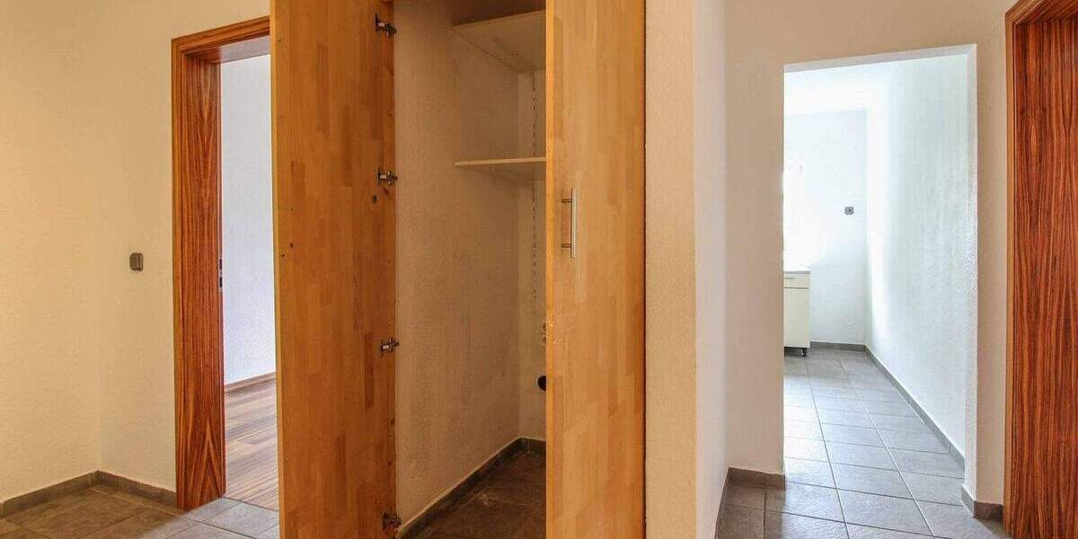 Etagenwohnung Rodgau Nieder-Roden - 3 Zimmer, 72 m&sup2;, 215.000&euro; | Angebot:24836436