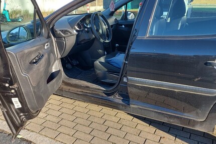 Peugeot 207 135.775 km 1.700 € Wolfsburg 38440