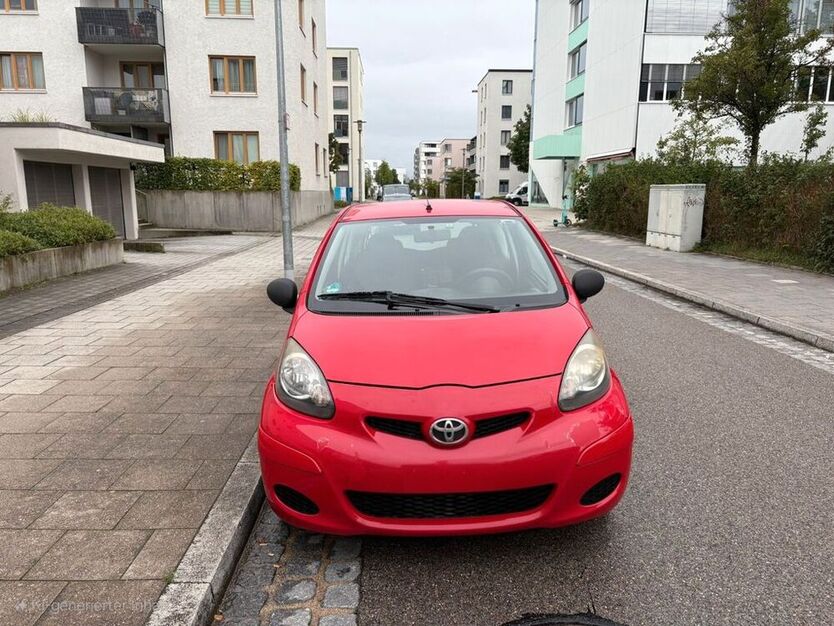 Aygo (X)