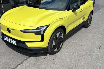 Volvo EX30 14.990 km 35.999 &euro; Baierbrunn 82065