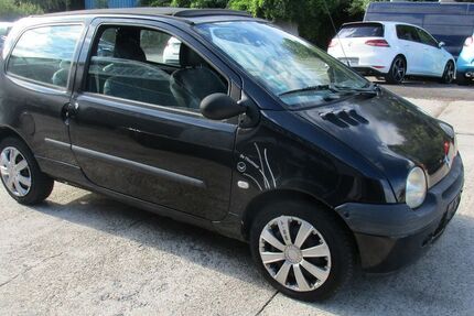 Renault Twingo 96.500 km 1.890 &euro; Heilbronn 74081