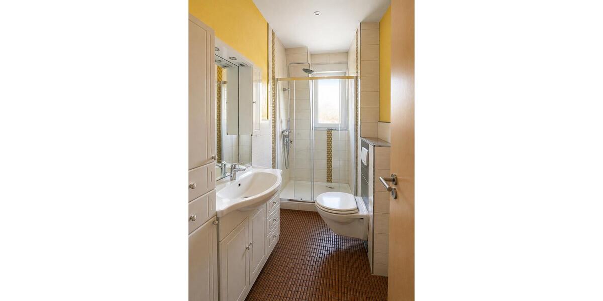 Dachgeschoßwohnung Siegen Kaan-Marienborn - 3 Zimmer, 72 m&sup2;, 720&euro; | Angebot:26341624