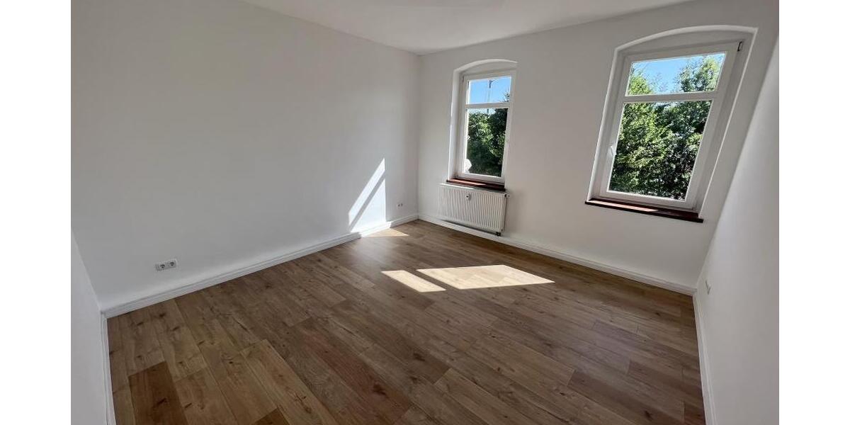 Sanierte 4-Raum-Wohnung mit Balkon und Einbauküche! - Etagenwohnung Gera Zwötzen | Angebot:26876618