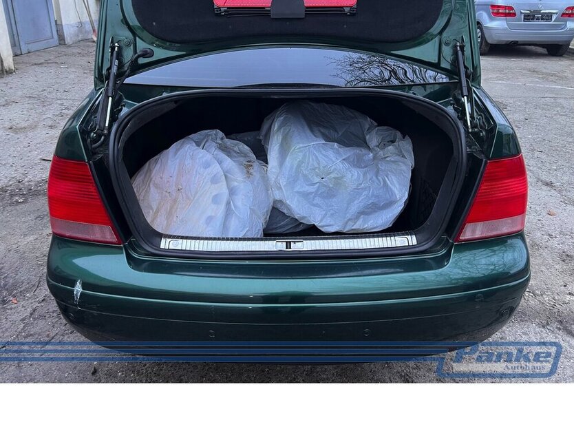 VW Bora Comfortline 1.6*Export*Klima* 210.843 km 1.450 € Berlin 13187