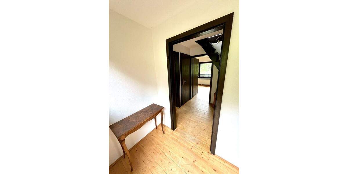 Mehrfamilienhaus, Wohnhaus Bad Soden Altenhain - 4 Zimmer, 90 m&sup2;, 800&euro; | Angebot:25274928