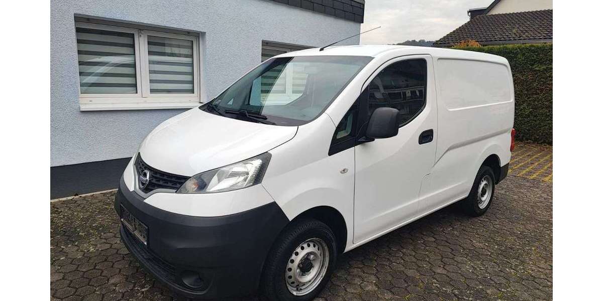 Nissan NV200 168.000 km 4.990 &euro; Macken 56290