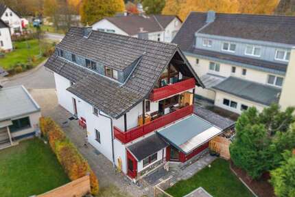 Haus Simmerath - 11 Zimmer, 300 m&sup2;, 885.000&euro; | Angebot:26307897