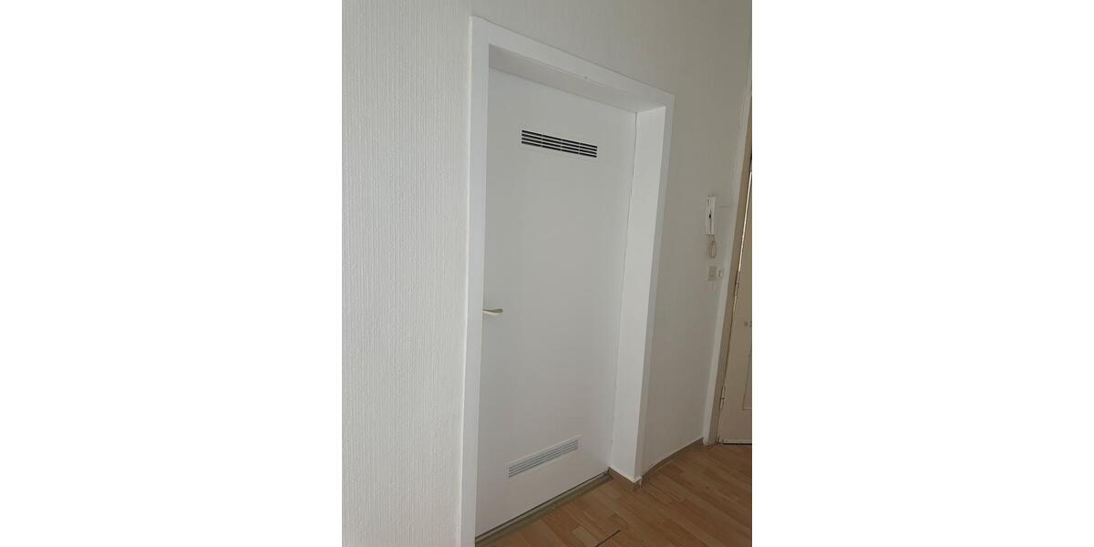 Etagenwohnung Neunkirchen - 4 Zimmer, 120 m&sup2;, 850&euro; | Angebot:26407083