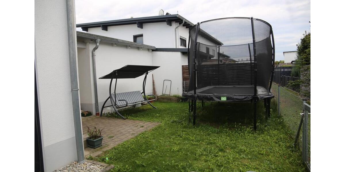Etagenwohnung Pfarrkirchen - 5 Zimmer, 124 m&sup2;, 1.200&euro; | Angebot:26416409