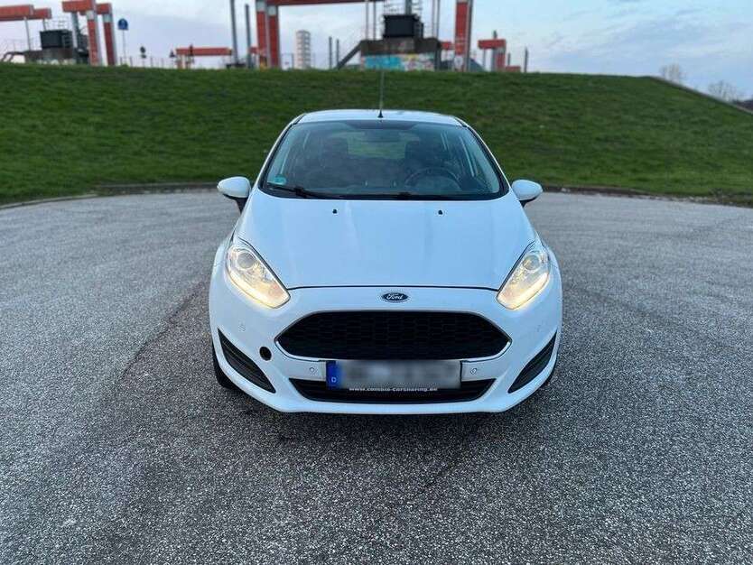 Ford Fiesta 171.003 km 4.400 € Hamburg 20539
