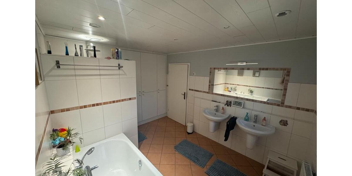 Einfamilienhaus Süderlügum - 6 Zimmer, 160 m&sup2;, 350.000&euro; | Angebot:25168110