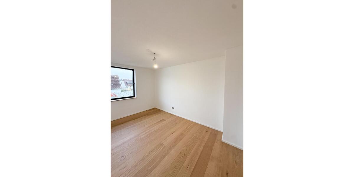 Terrassenwohnung Ismaning - 3.5 Zimmer, 100 m&sup2;, 2.200&euro; | Angebot:25951805