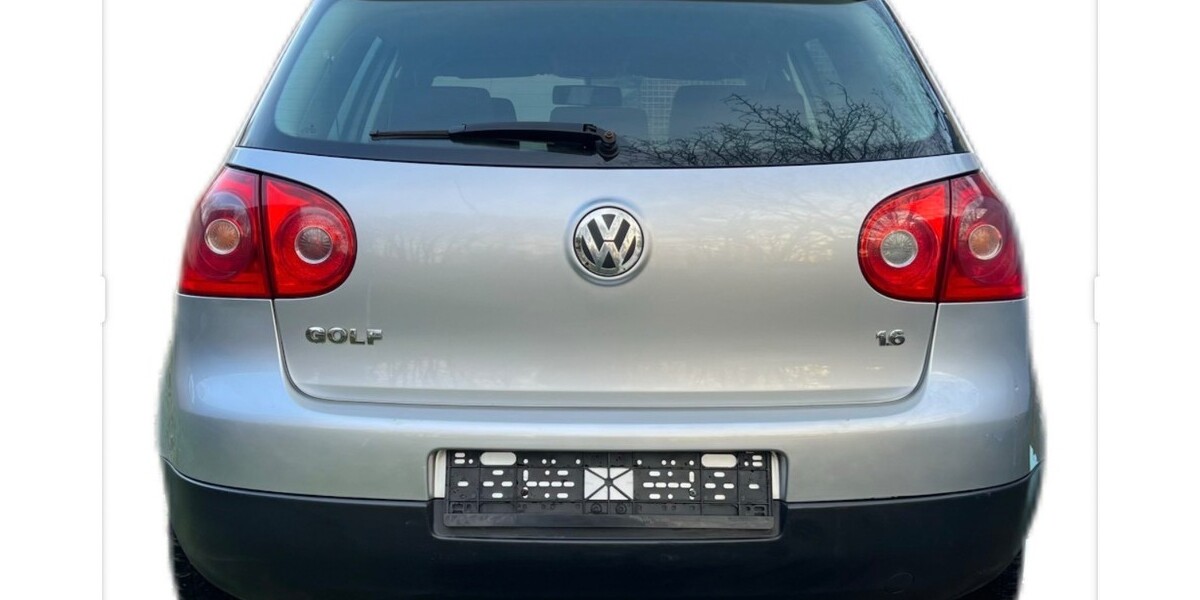 VW Golf 5 148.587 km 3.350 &euro; Dortmund 44135