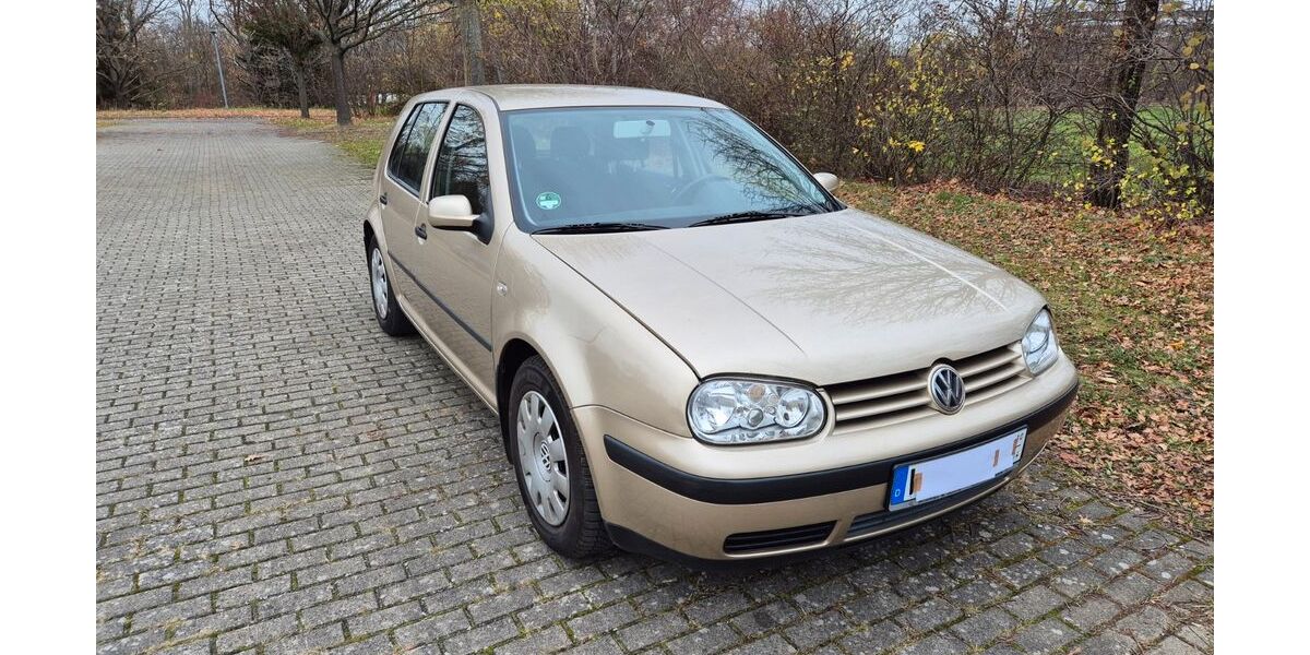 VW Golf 184.236 km 950 &euro; Blankenburg 38889