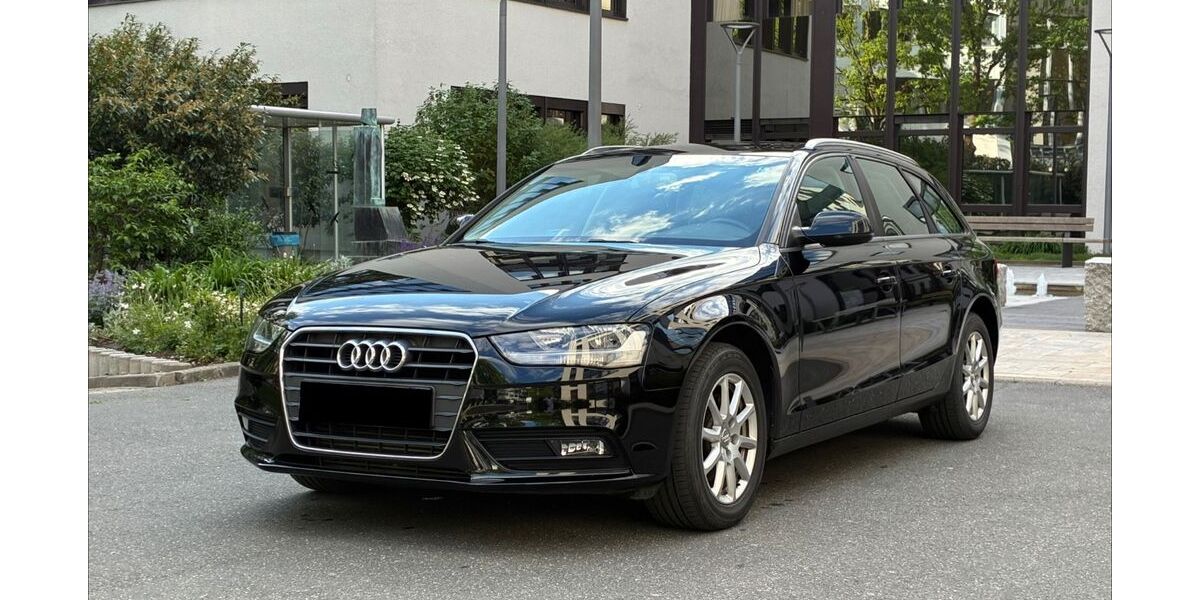 Audi A4 169.000 km 8.950 &euro; Fürth 90765