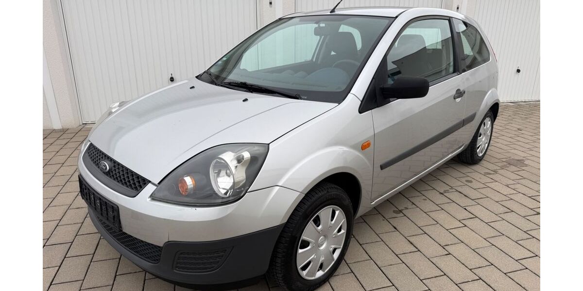 Ford Fiesta 43.000 km 2.750 &euro; Niefern-Öschelbronn 75223
