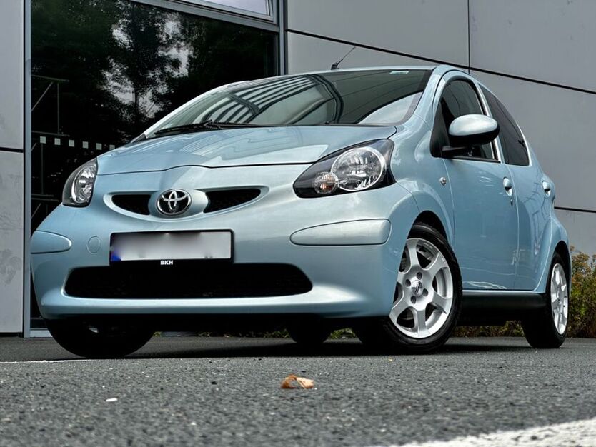 Aygo (X)