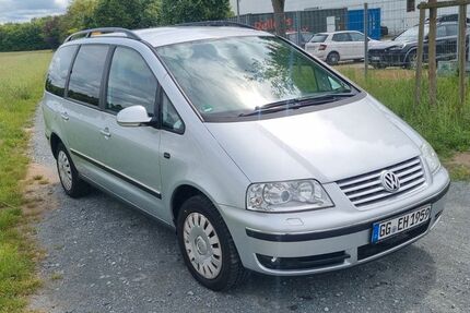 VW Sharan 167.000 km 5.200 &euro; Mörfelden-Walldorf 64546