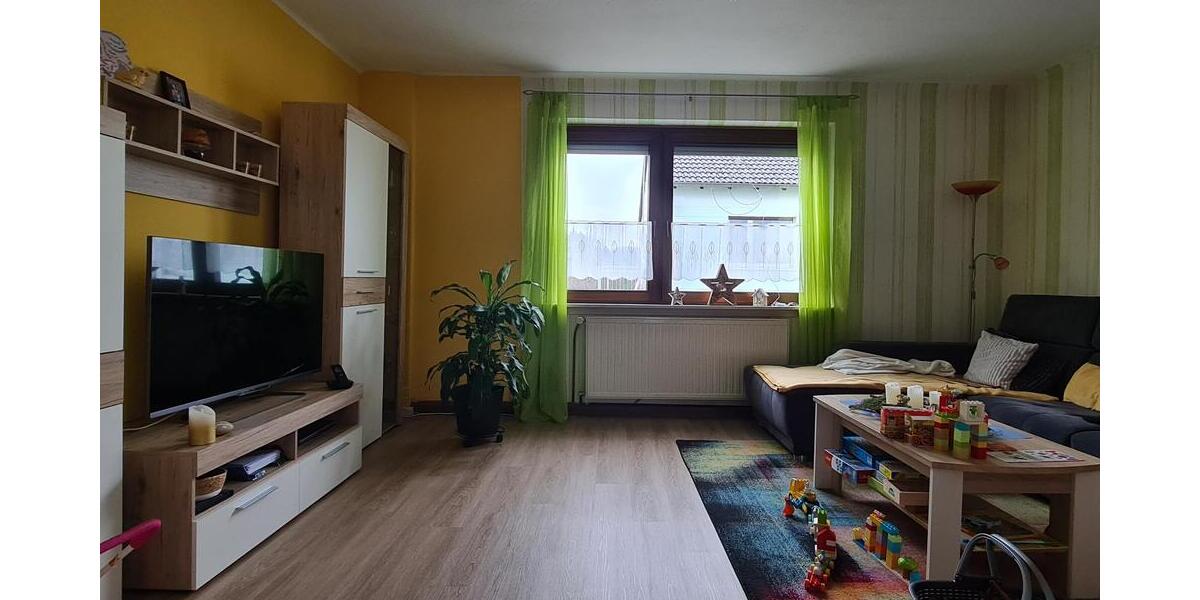Freistehendes gepflegtes 3-Familienhaus in gesuchter Lage für Eigennutzer und Kapitalanleger - Mehrfamilienhaus, Wohnhaus Kirkel | Angebot:27009131