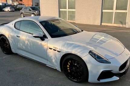 Maserati Granturismo 86.000 km 102.400 &euro; München 80797