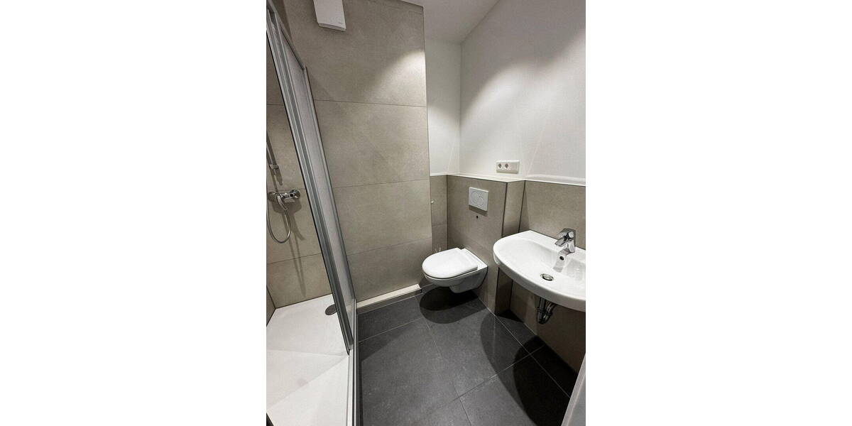 Etagenwohnung Köln Kalk - 2 Zimmer, 53 m&sup2;, 220.000&euro; | Angebot:26450499