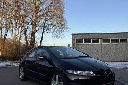 Honda Civic 198.000 km 4.500 &euro; Regensburg 93053