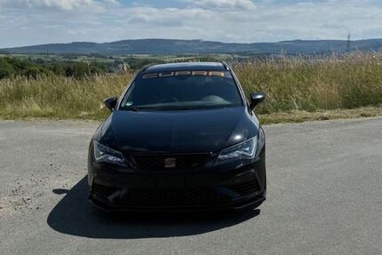Seat Leon 100.000 km 20.500 &euro; Grävenwiesbach 61279