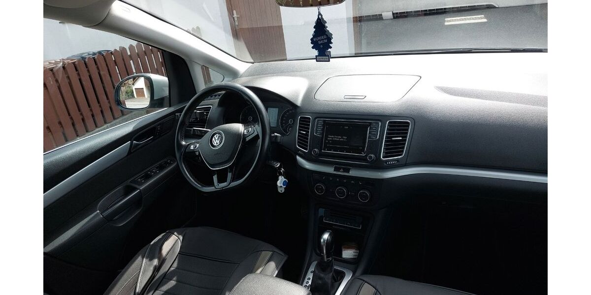 VW Sharan 208.000 km 14.500 &euro; Mindelheim 87719